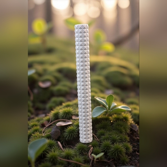 Kat Von D Vegan Beauty Epic Kiss Butter Lipstick - Shade Womanism (New) - Picture 4 of 6